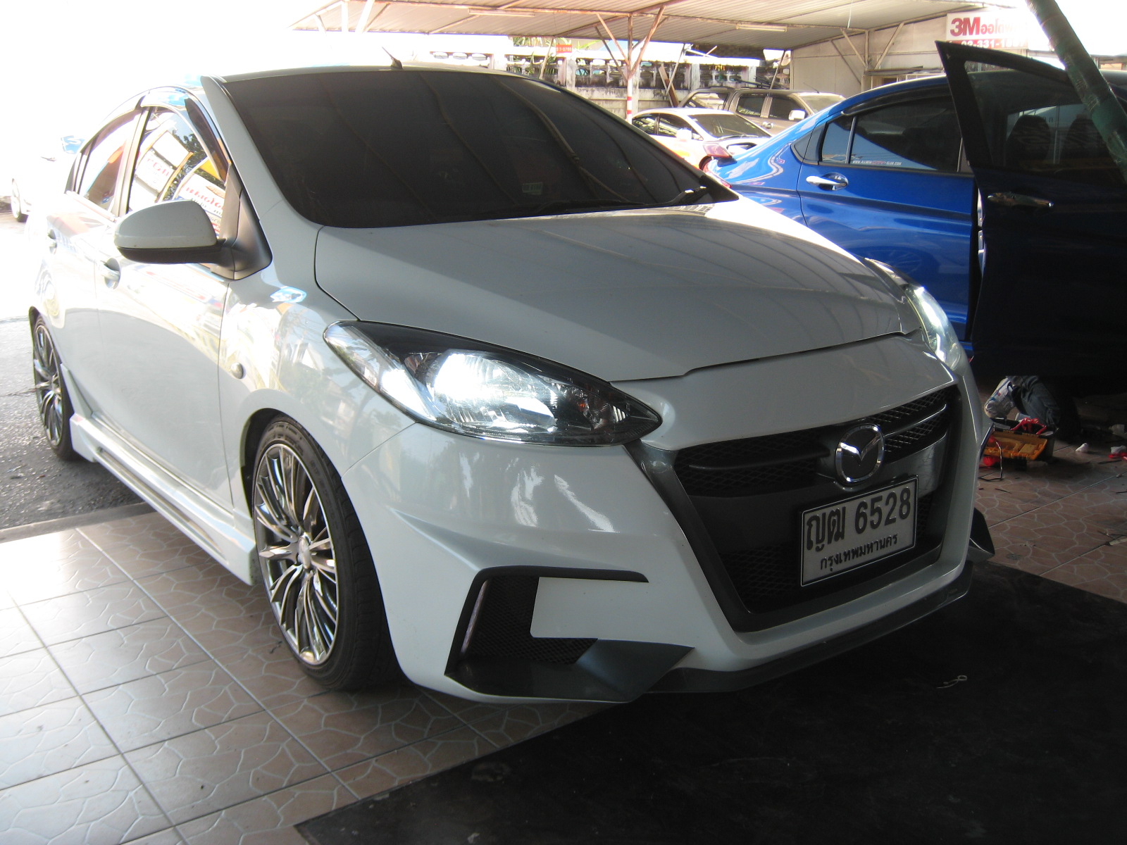 ชุดแต่ง Mazda2 2020 ชุดหลอดไฟหน้าLED